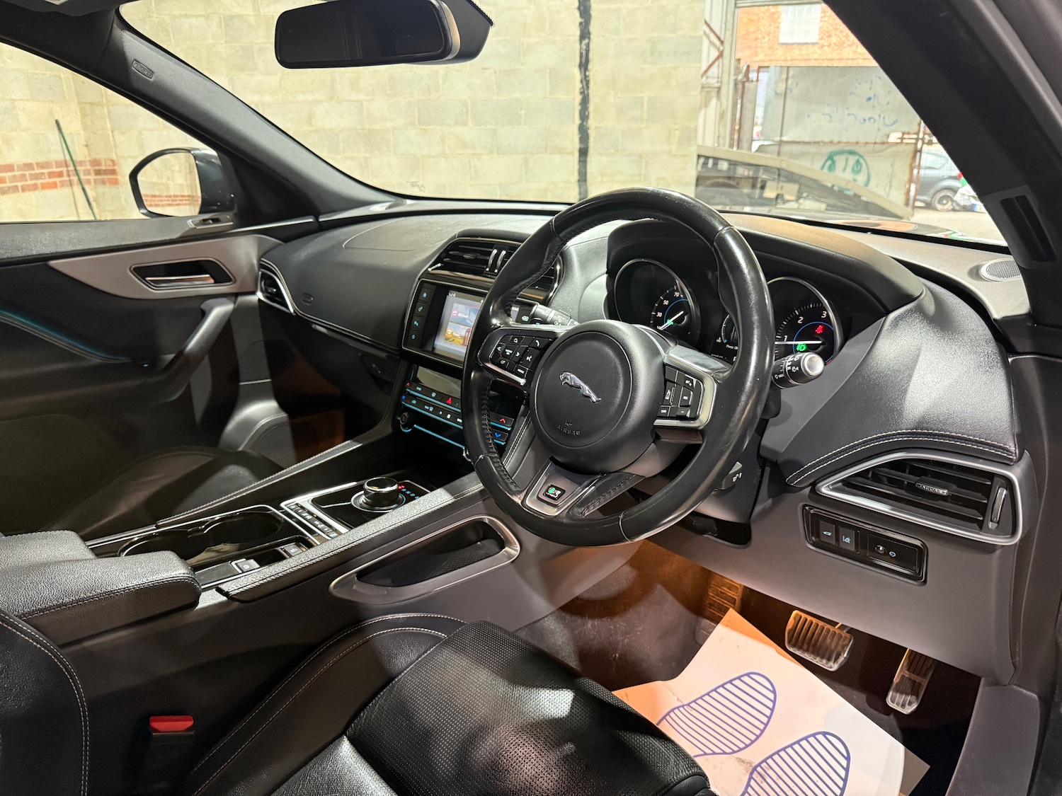 Used Jaguar F-Pace 2017 for sale - 76023867: Photo 25
