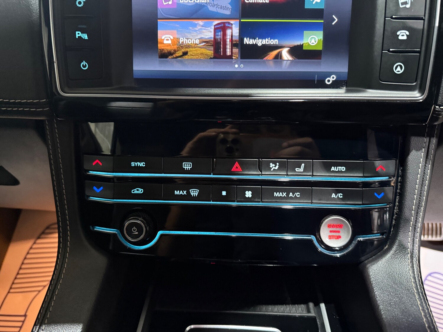 Used Jaguar F-Pace 2017 for sale - 76023867: Photo 37