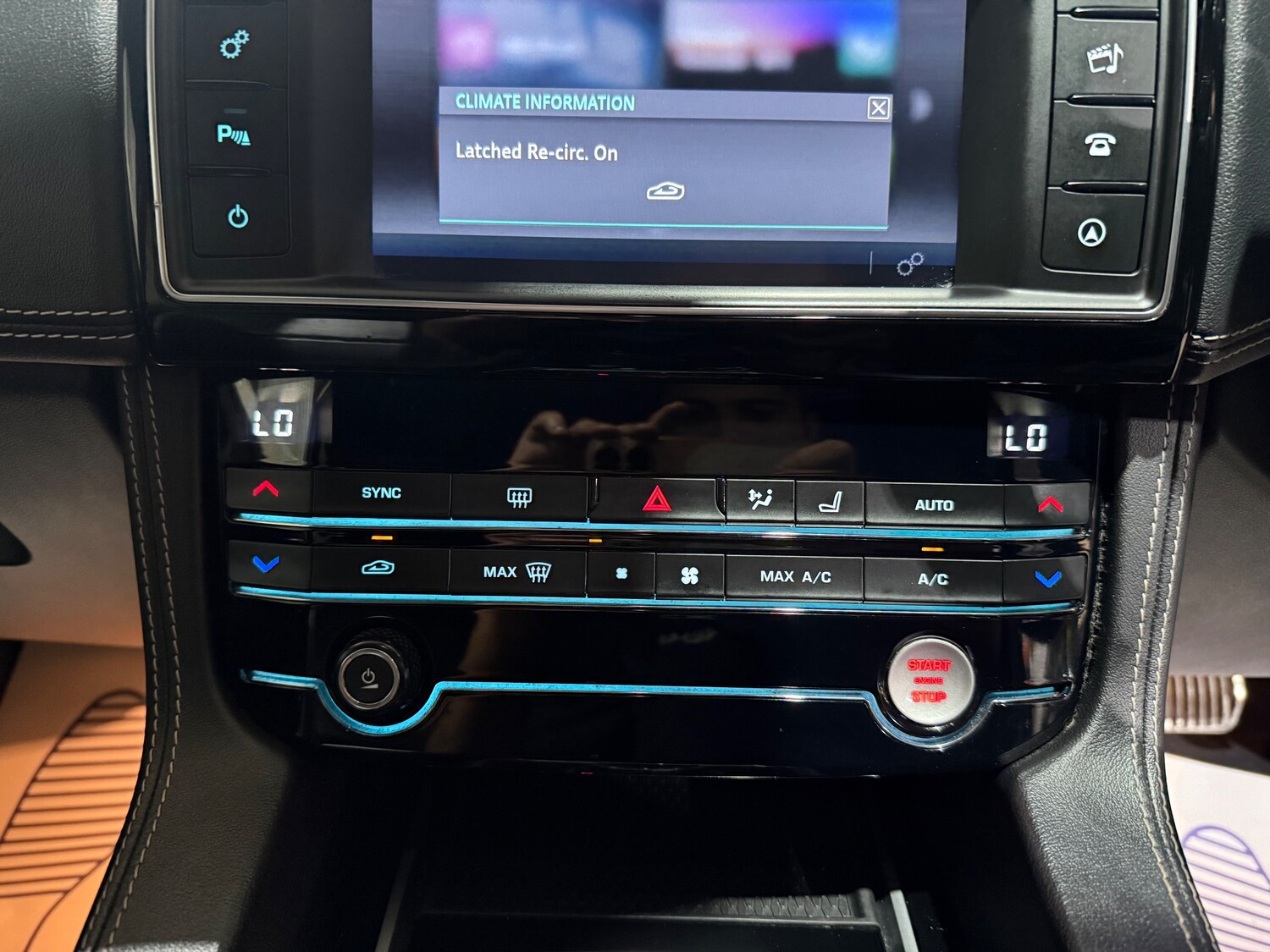 Used Jaguar F-Pace 2017 for sale - 76023867: Photo 41