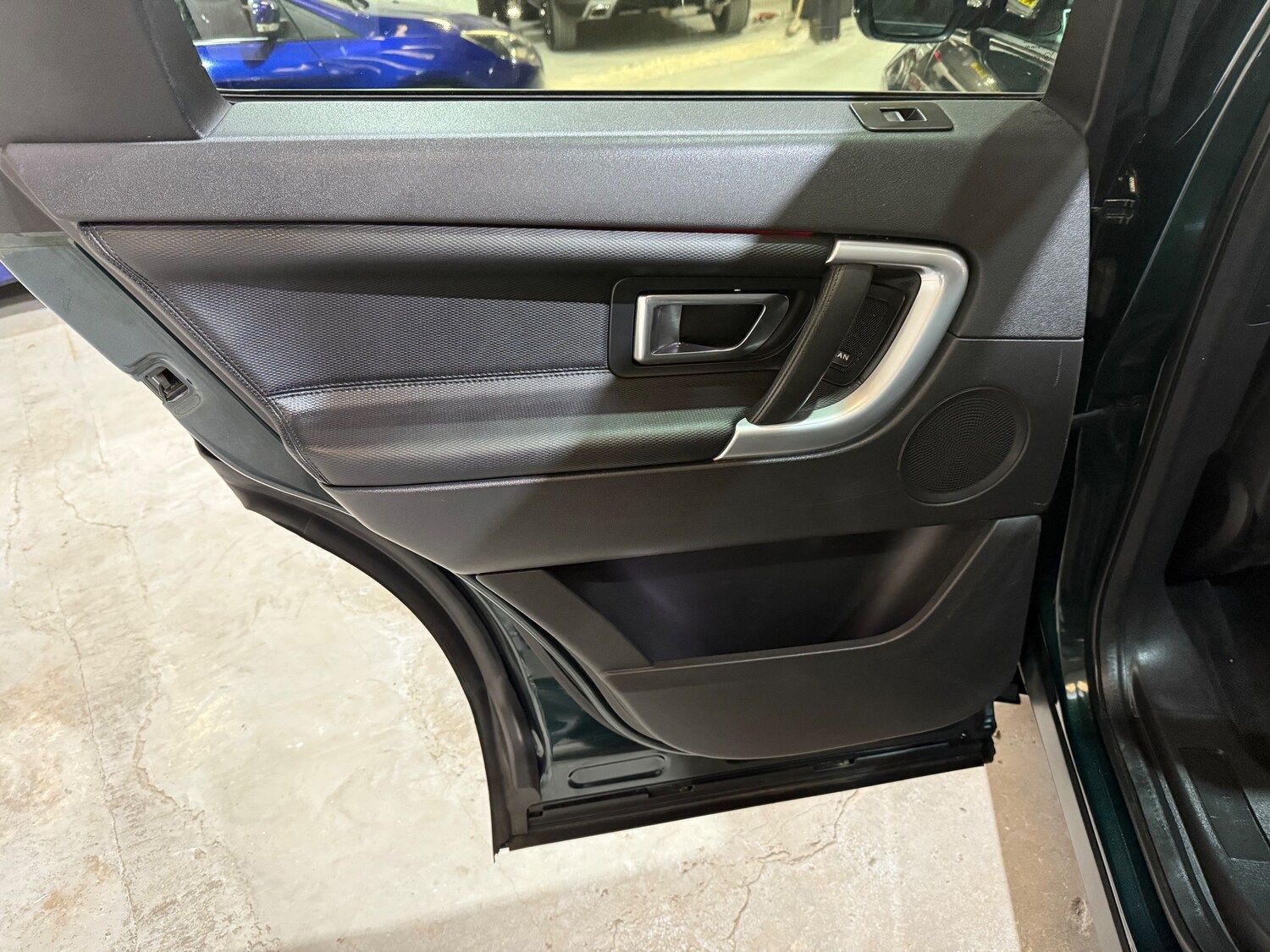 Used Land Rover Discovery Sport 2017 for sale - 77946252: Photo 27