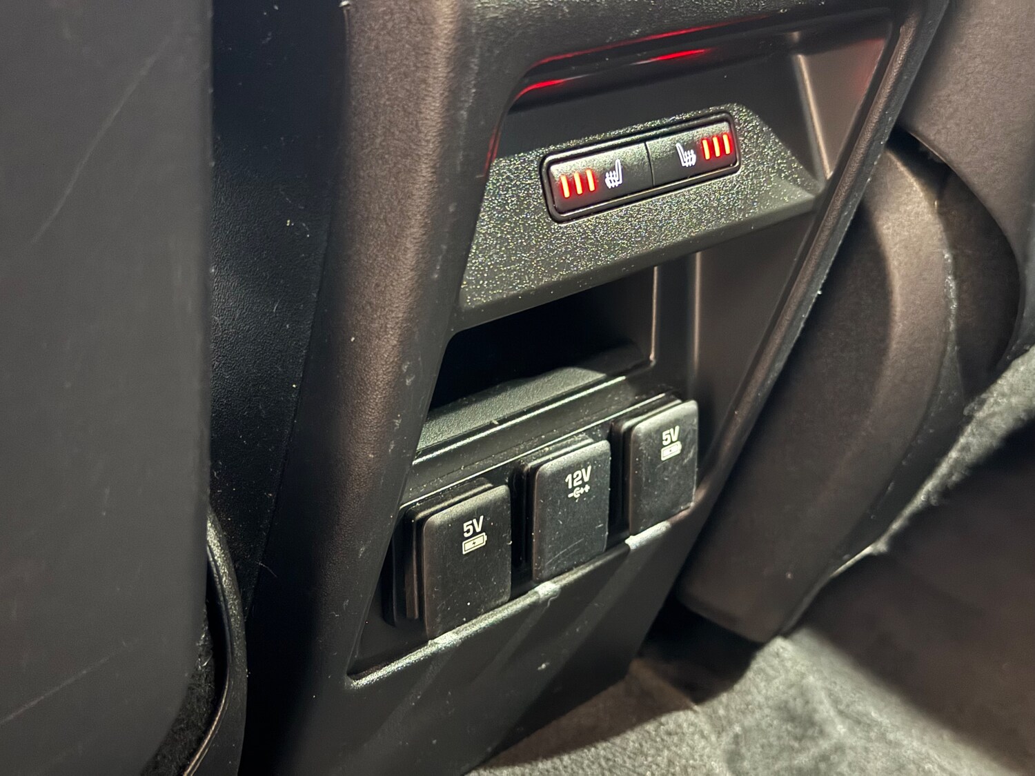 Used Land Rover Discovery Sport 2017 for sale - 77946252: Photo 28