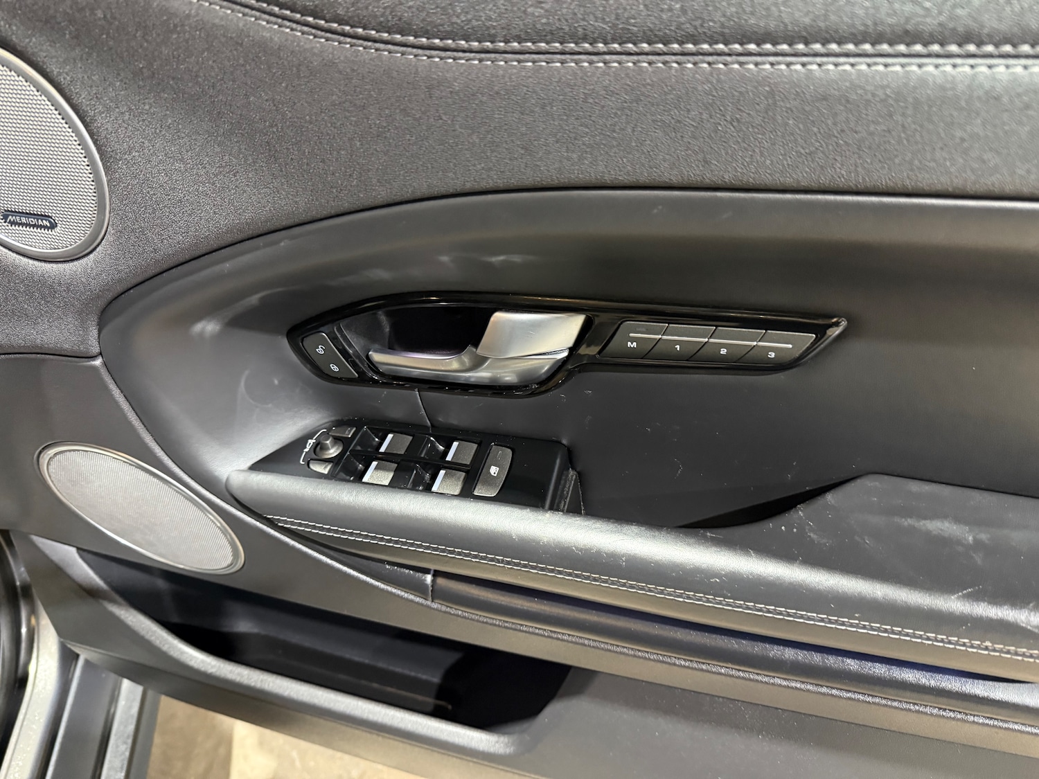 Used Land Rover Range Rover Evoque 2017 for sale - 76739377: Photo 23