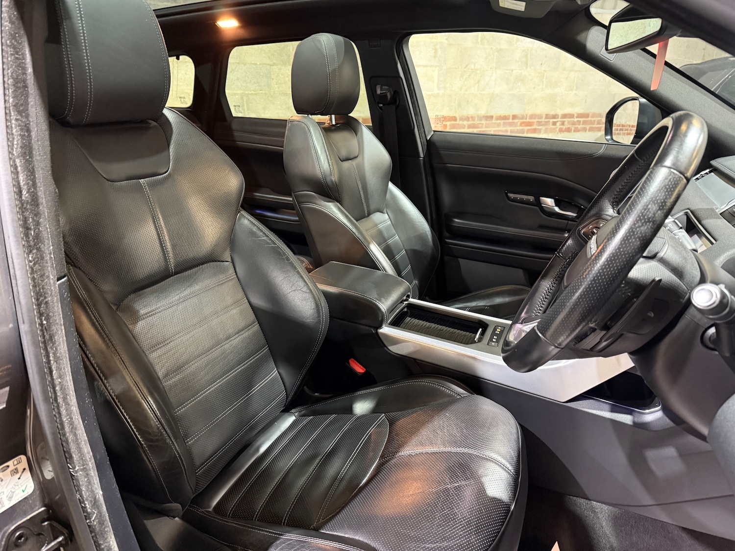 Used Land Rover Range Rover Evoque 2017 for sale - 76739377: Photo 28