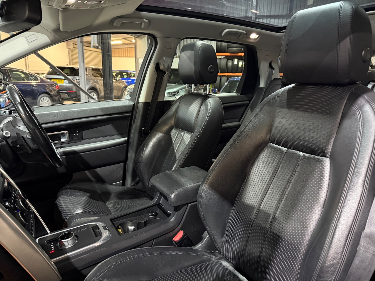 Used Land Rover Discovery Sport 2016 for sale - 77779450: Photo 10