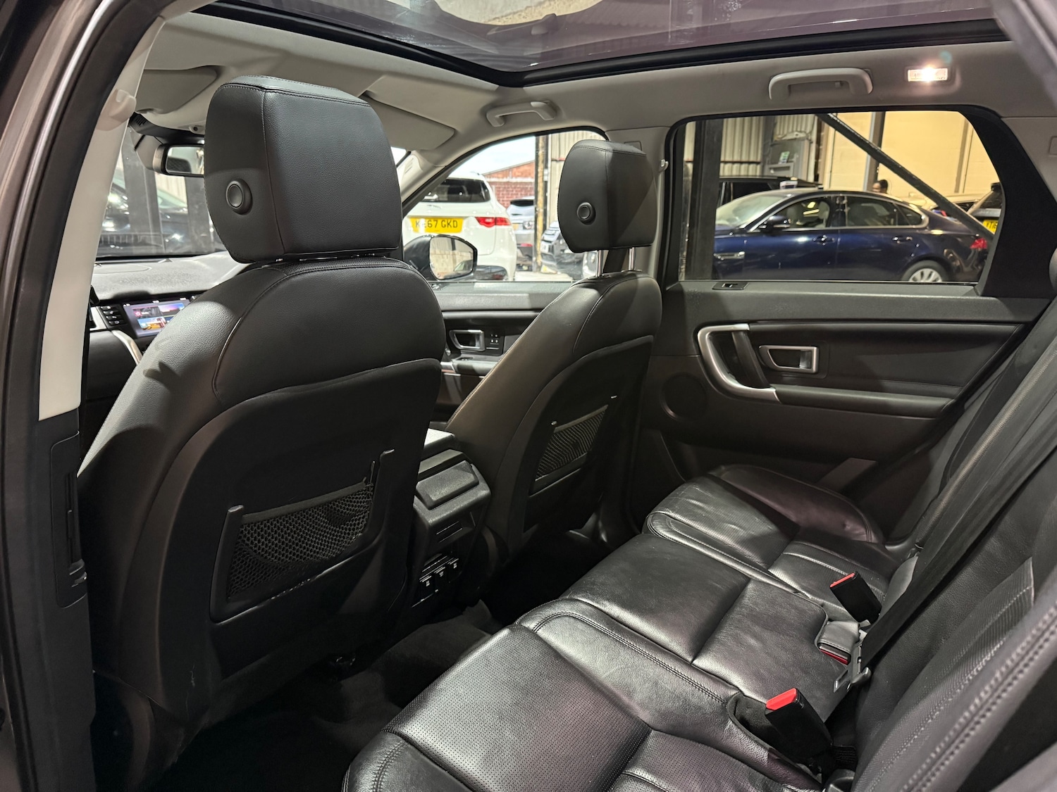 Used Land Rover Discovery Sport 2016 for sale - 77779450: Photo 14