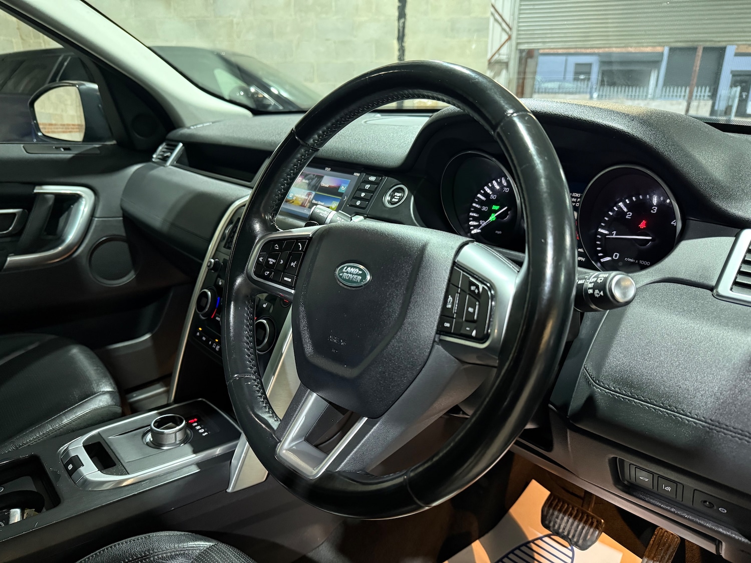 Used Land Rover Discovery Sport 2016 for sale - 77779450: Photo 26