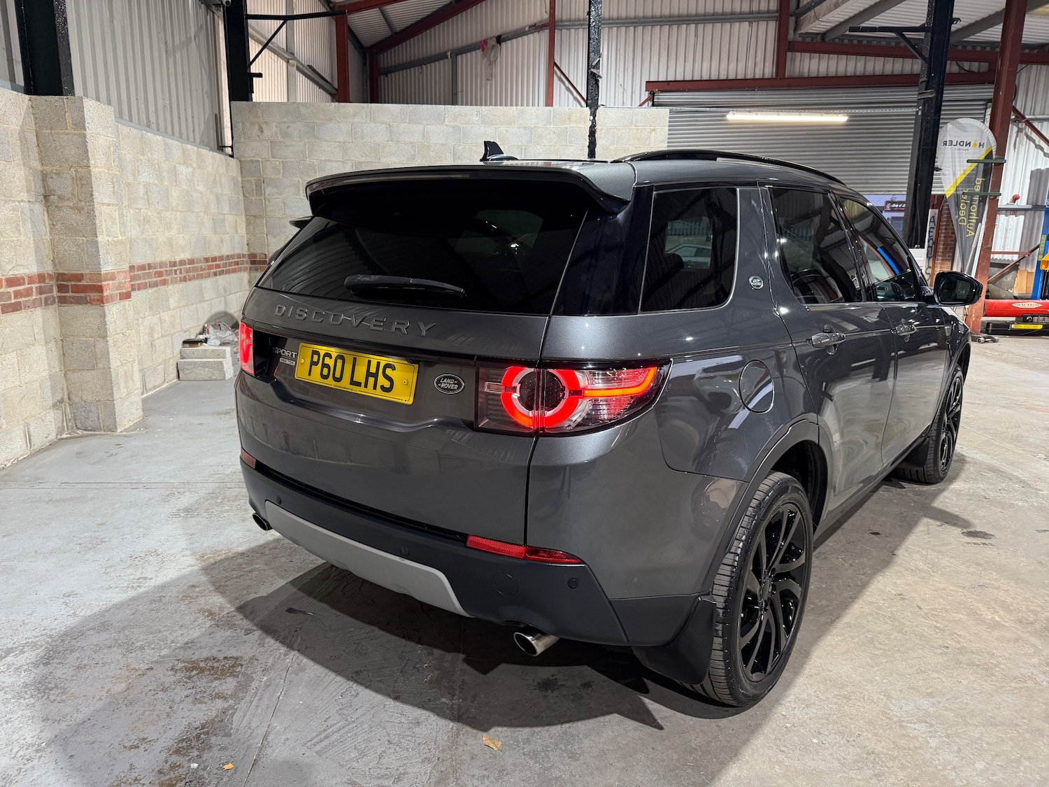 Used Land Rover Discovery Sport 2016 for sale - 77779450: Photo 3