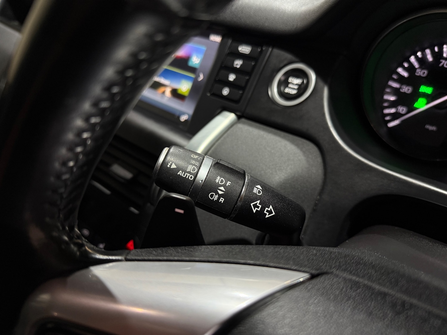 Used Land Rover Discovery Sport 2016 for sale - 77779450: Photo 35