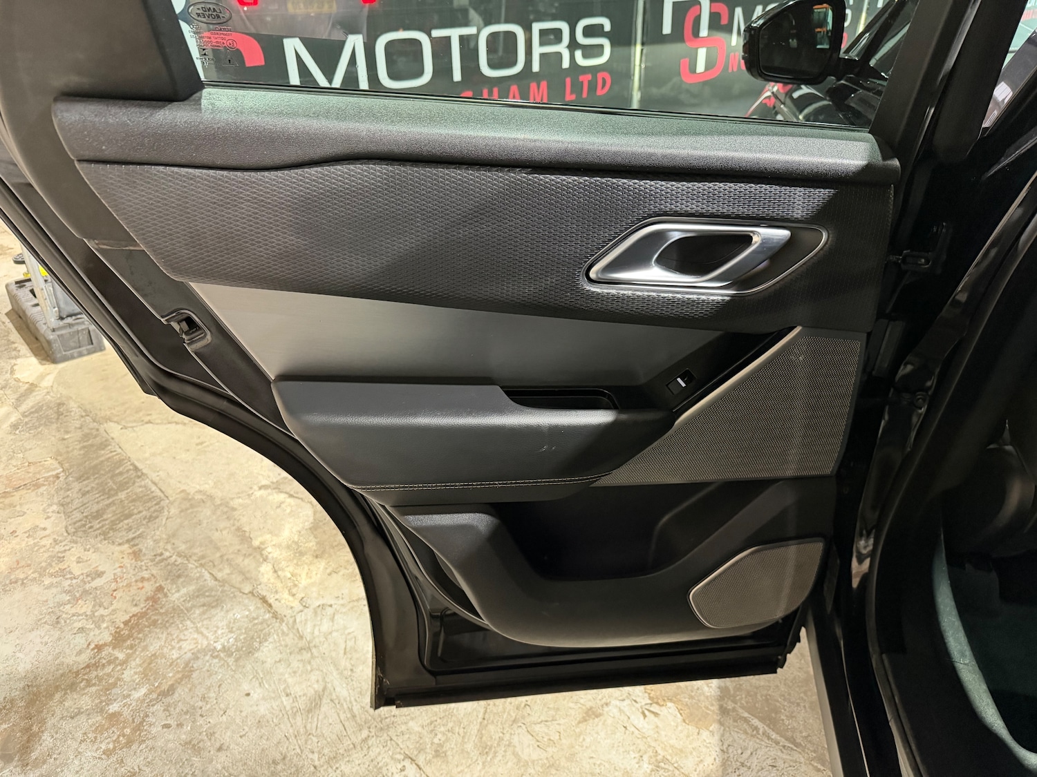 Used Land Rover Range Rover Velar for sale - 77256547: Photo 14