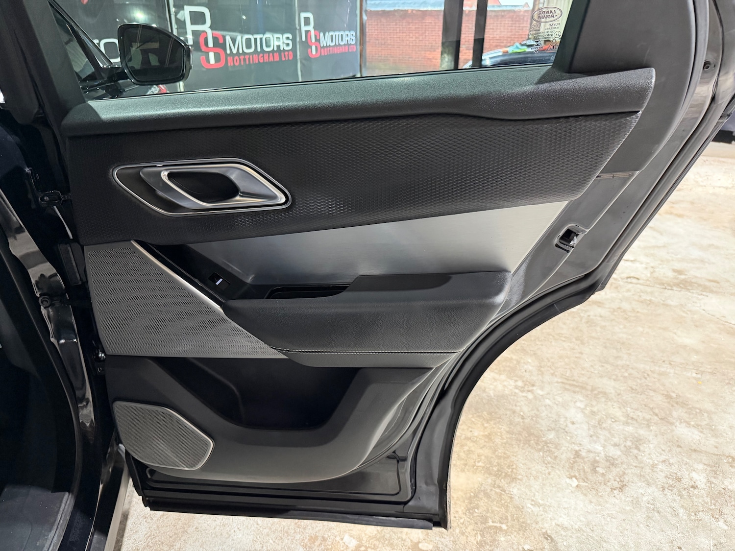 Used Land Rover Range Rover Velar for sale - 77256547: Photo 19