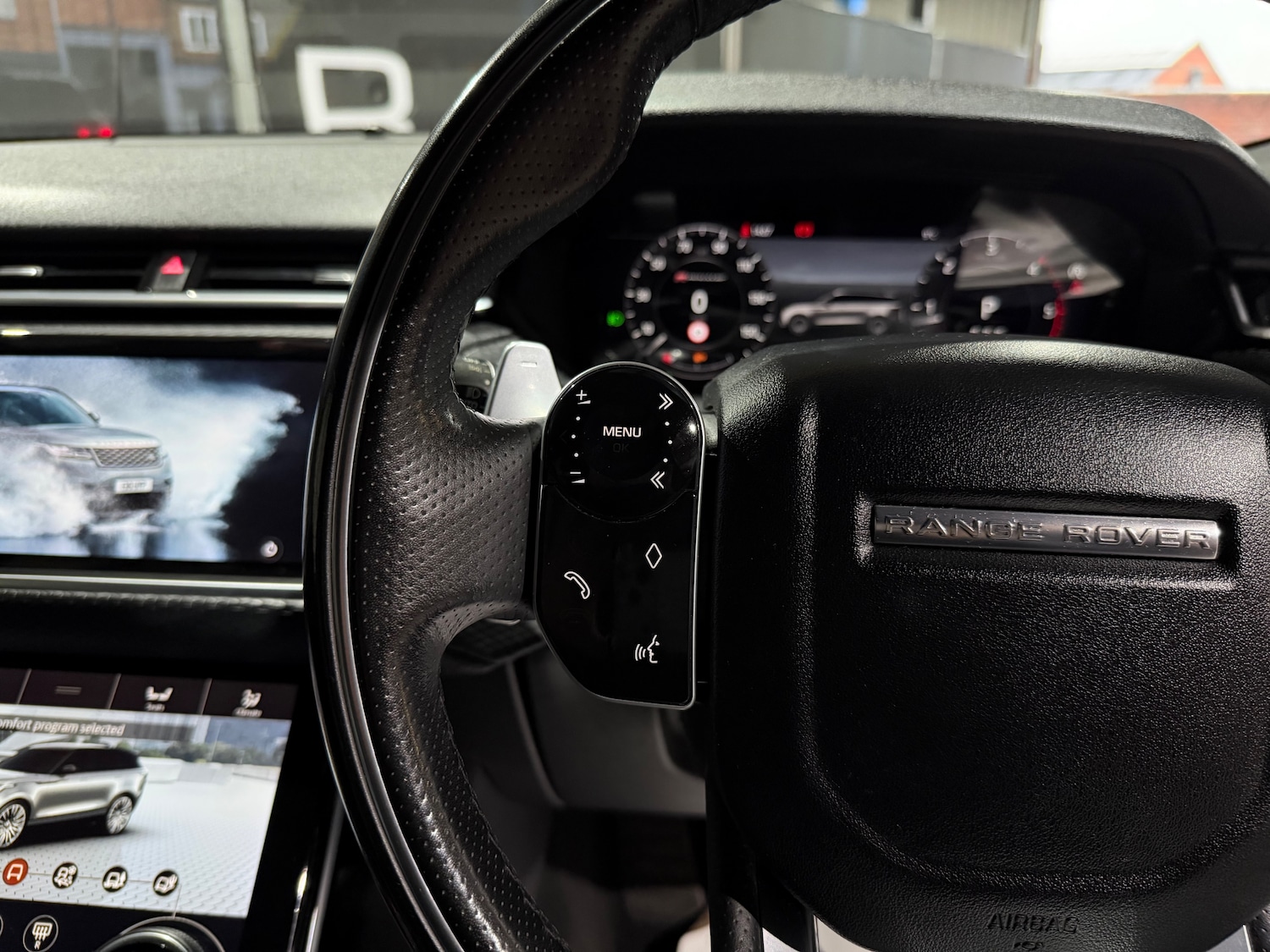 Used Land Rover Range Rover Velar for sale - 77256547: Photo 30