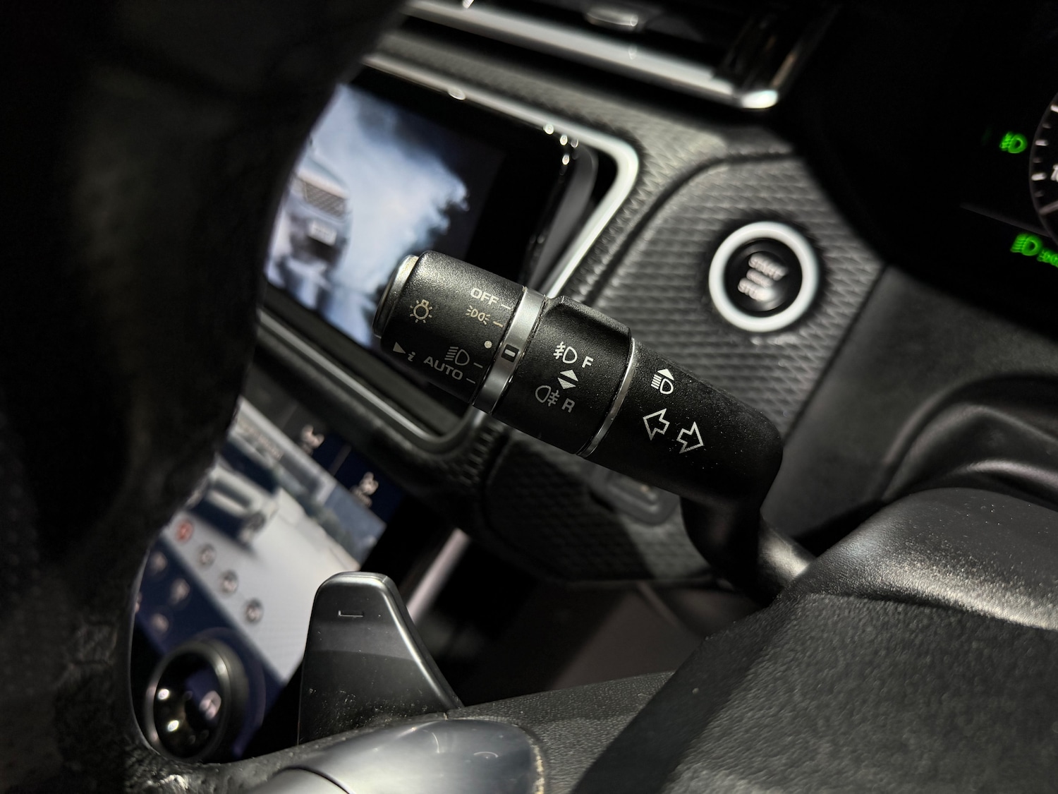 Used Land Rover Range Rover Velar for sale - 77256547: Photo 34