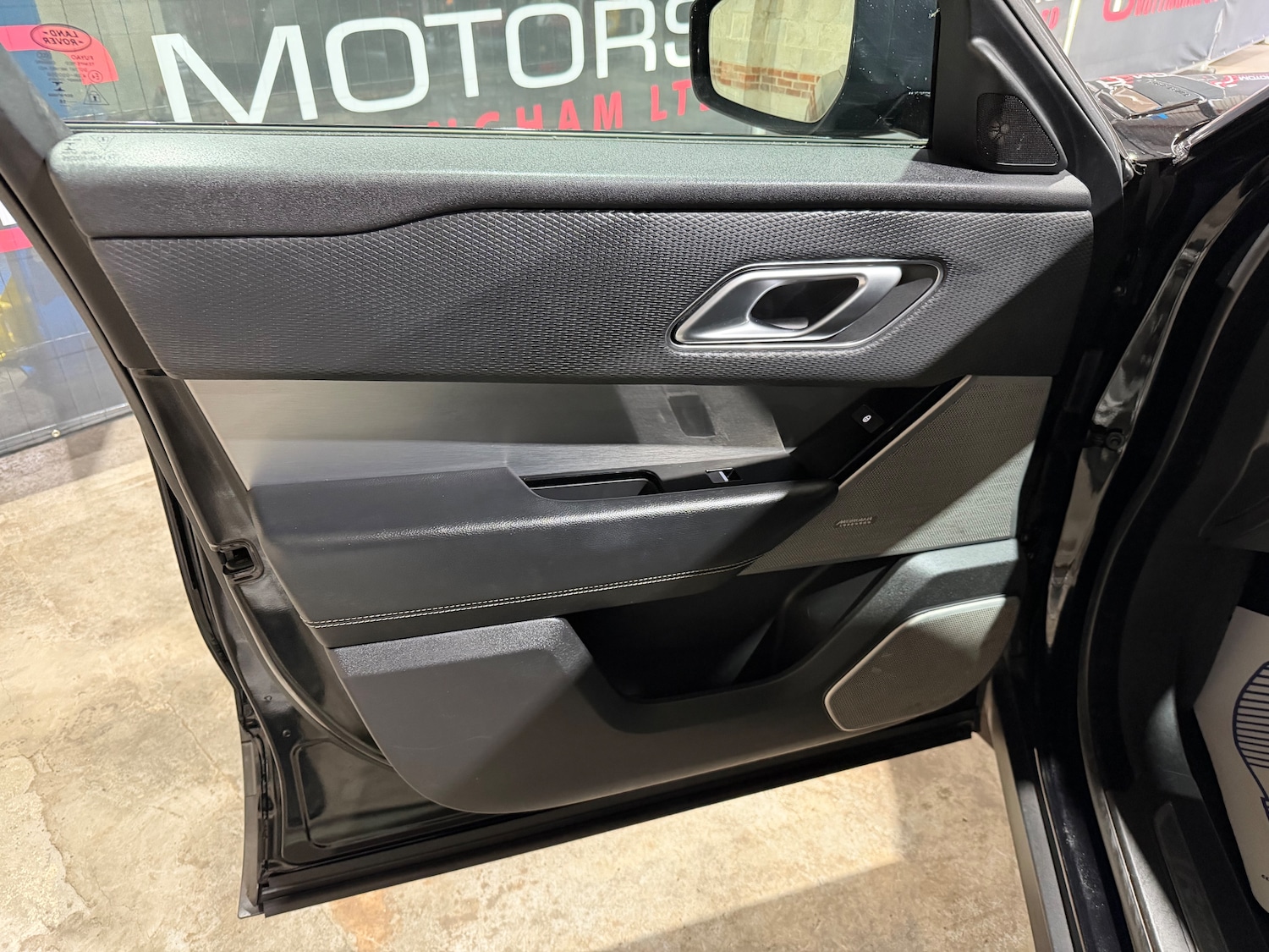 Used Land Rover Range Rover Velar for sale - 77256547: Photo 7