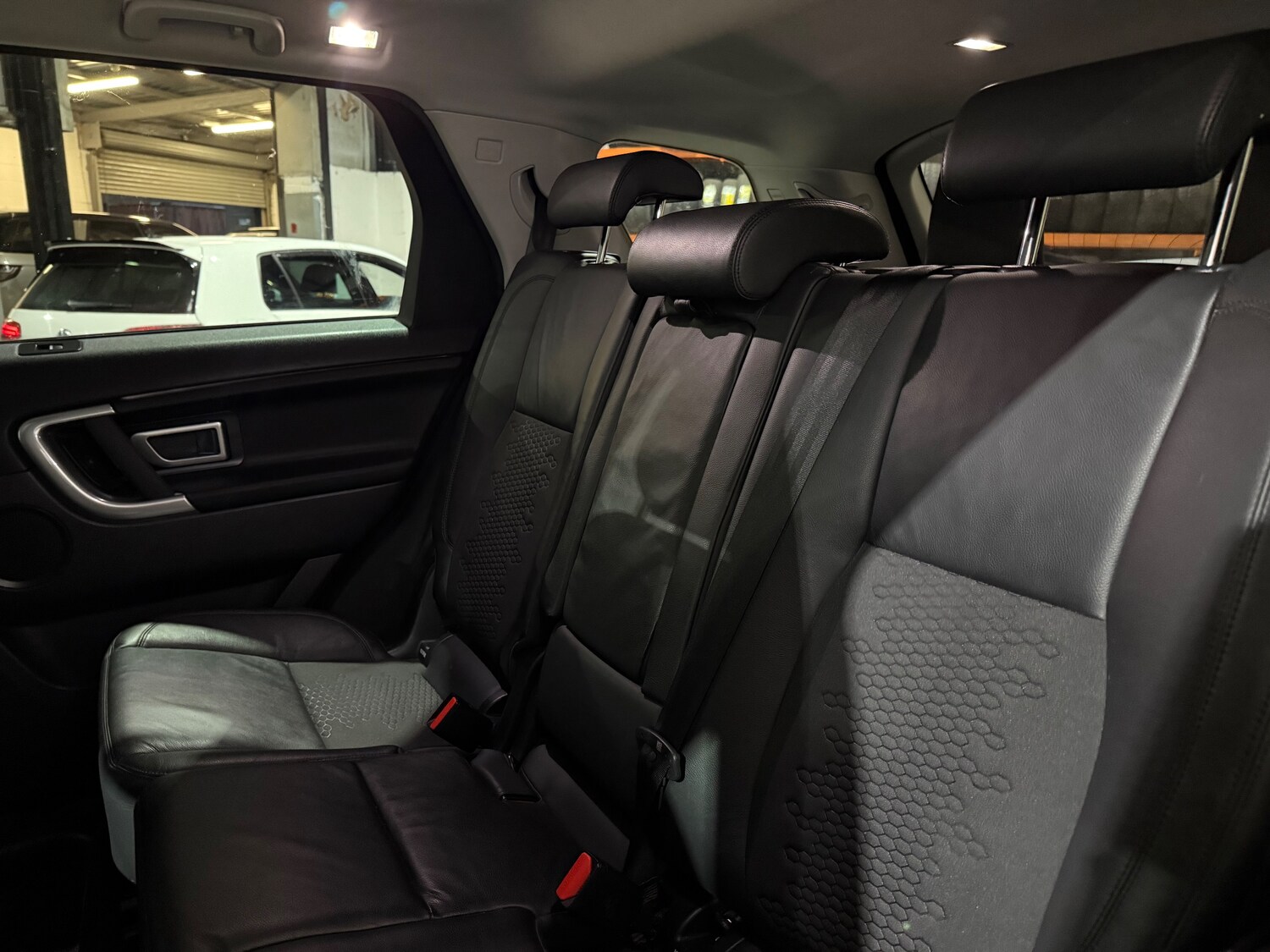 Used Land Rover Discovery Sport 2018 for sale - 77512730: Photo 13