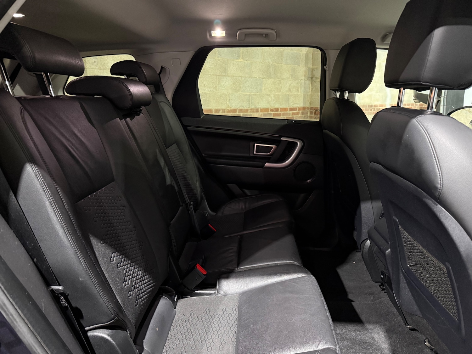 Used Land Rover Discovery Sport 2018 for sale - 77512730: Photo 19