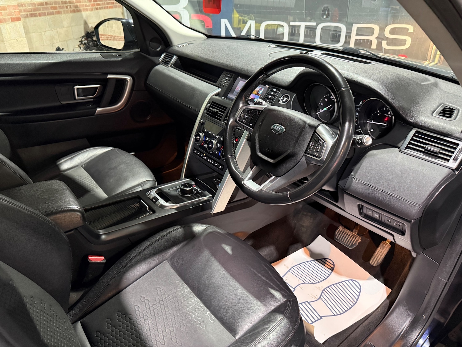 Used Land Rover Discovery Sport 2018 for sale - 77512730: Photo 24