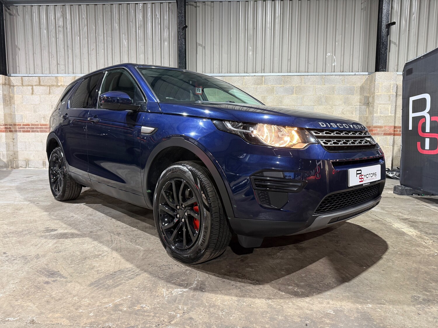 Used Land Rover Discovery Sport 2018 for sale - 77512730: Photo 43