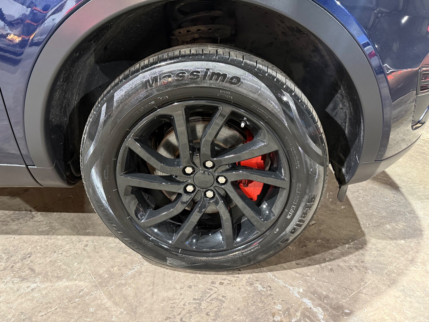 Used Land Rover Discovery Sport 2018 for sale - 77512730: Photo 46