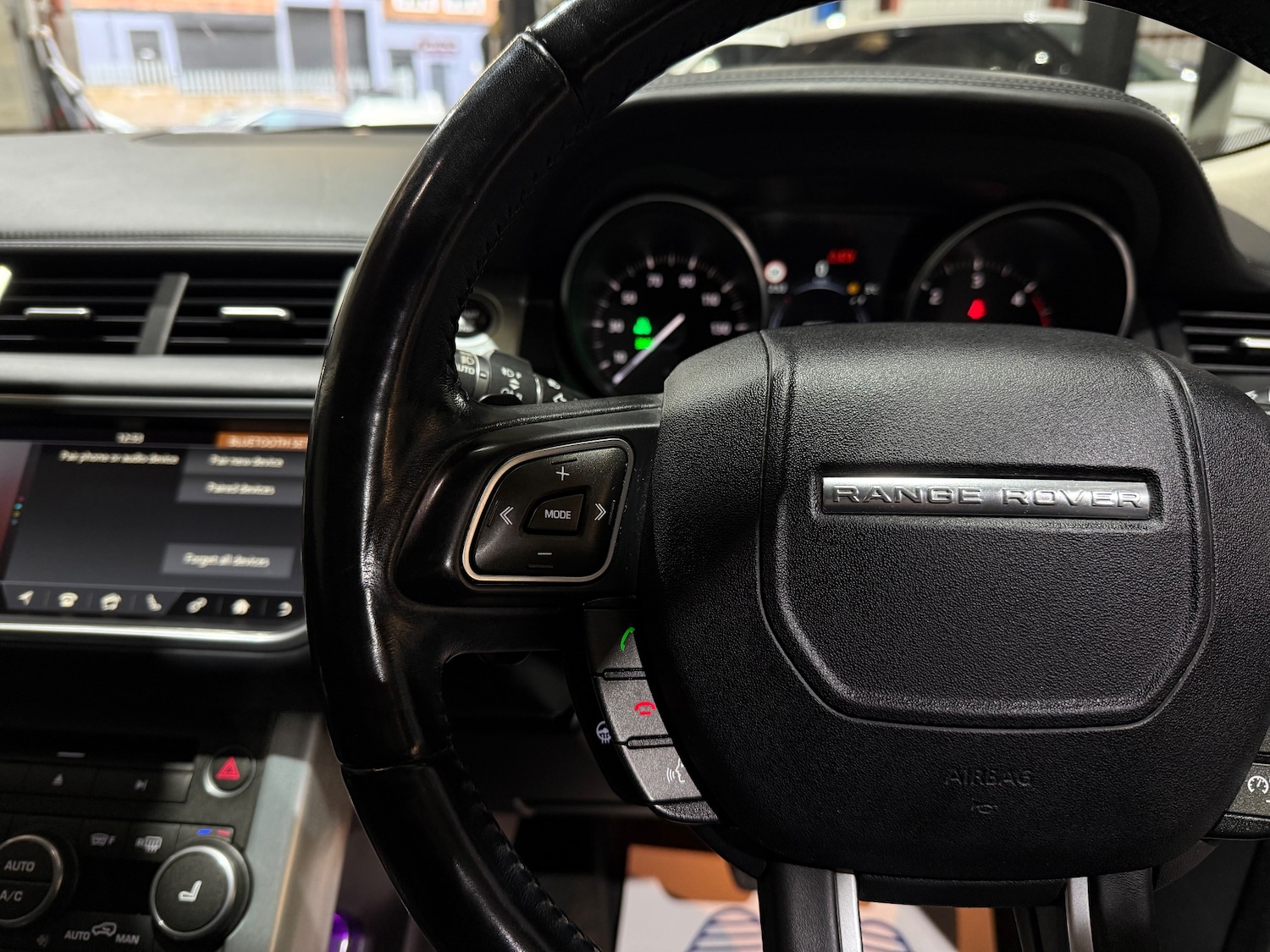 Used Land Rover Range Rover Evoque 2017 for sale - 77113416: Photo 33