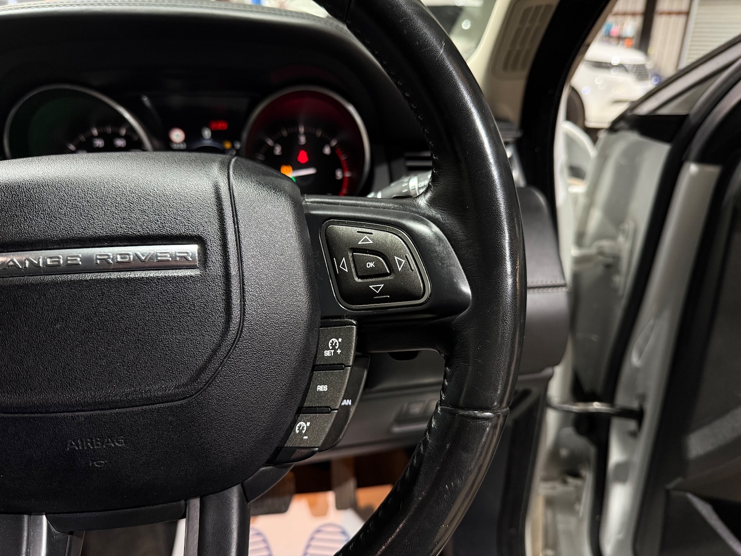 Used Land Rover Range Rover Evoque 2017 for sale - 77113416: Photo 34