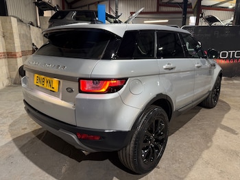 Used Land Rover Range Rover Evoque 2018 for sale - 78257937: Photo