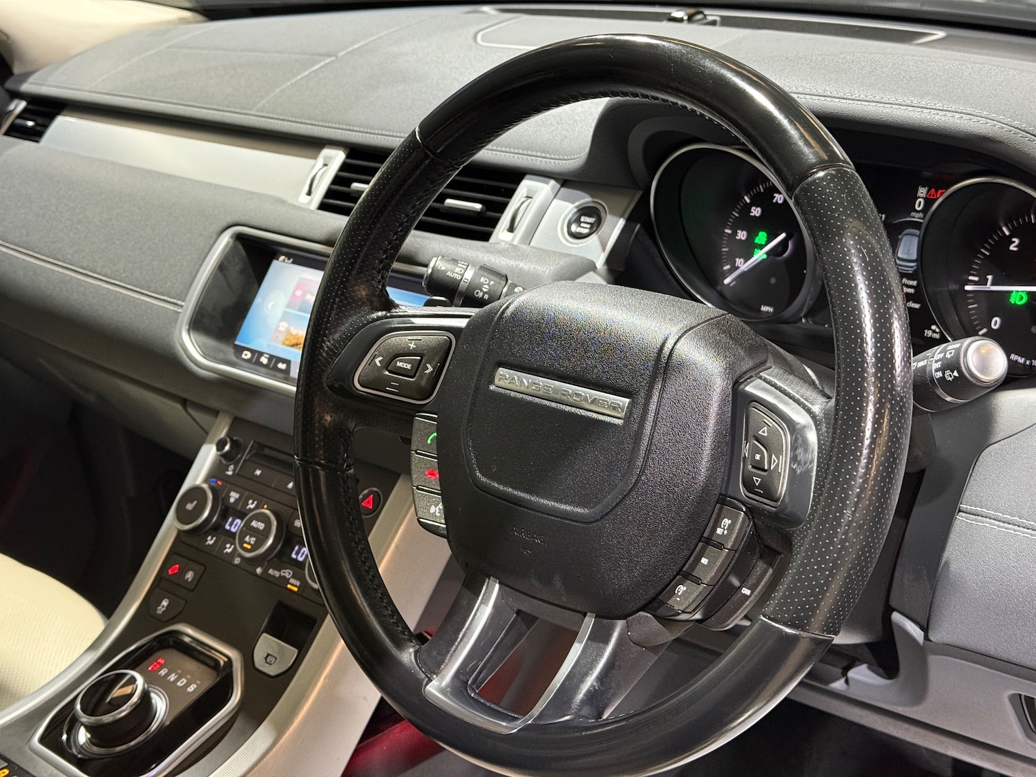 Used Land Rover Range Rover Evoque 2017 for sale - 77802574: Photo 41