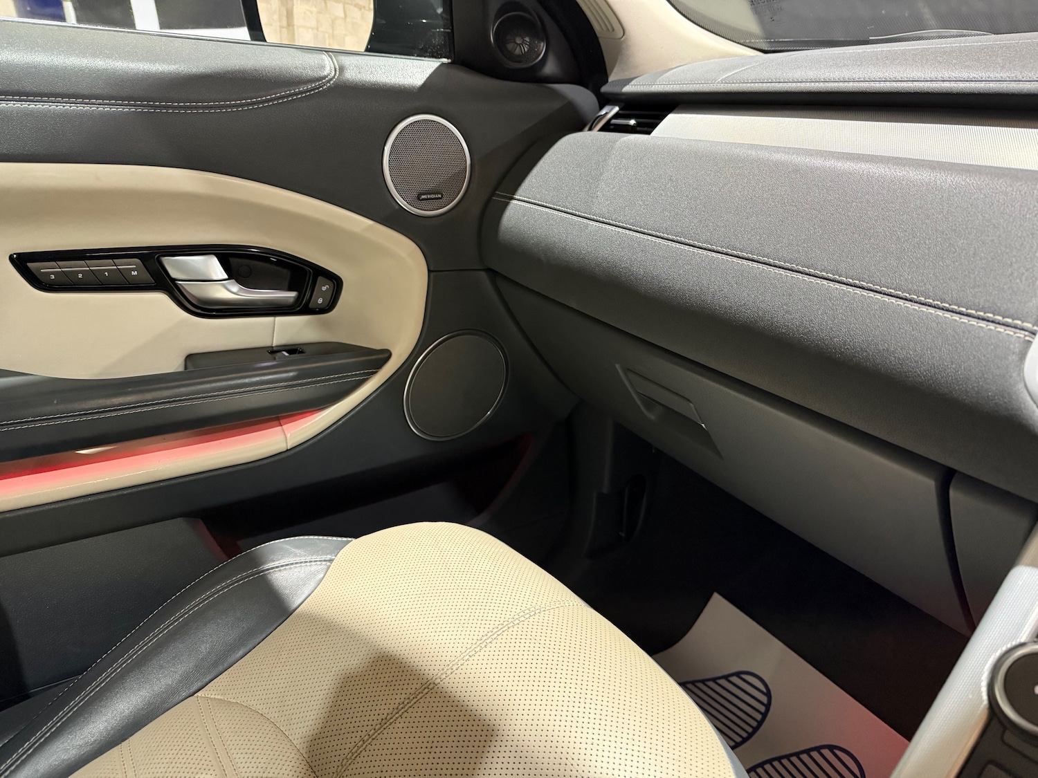 Used Land Rover Range Rover Evoque 2017 for sale - 77802574: Photo 47