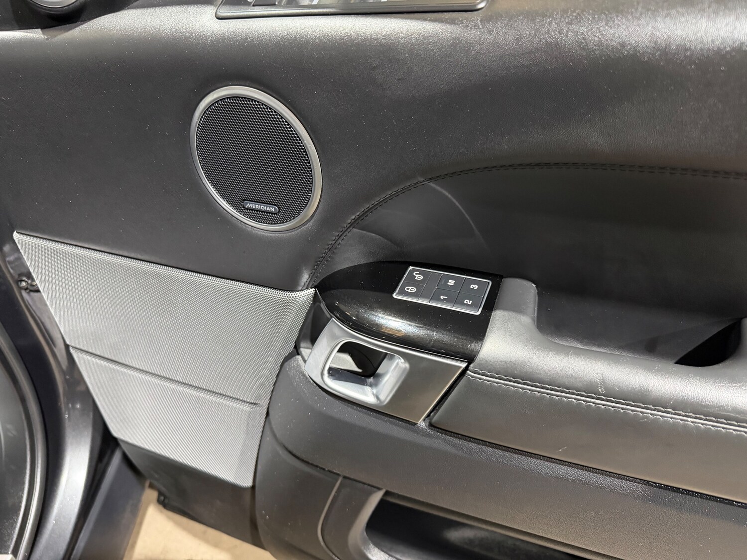 Used Land Rover Range Rover Sport 2017 for sale - 77935504: Photo 26