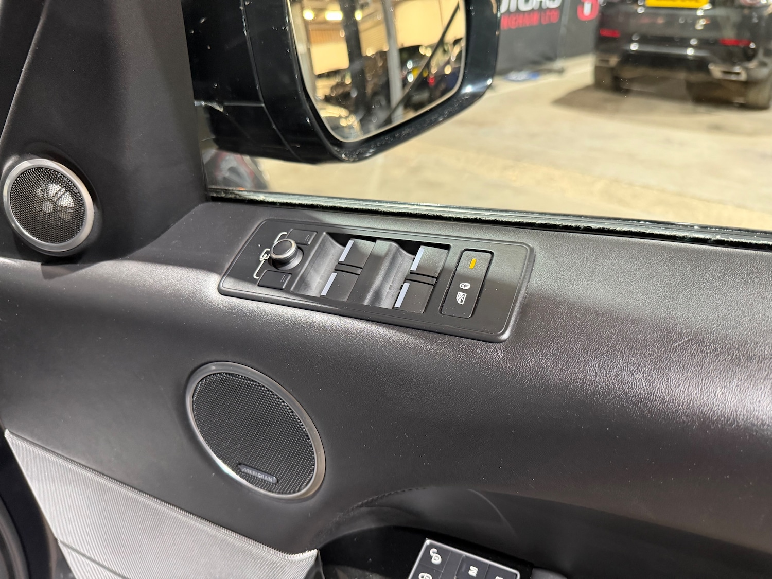 Used Land Rover Range Rover Sport 2017 for sale - 77935504: Photo 27