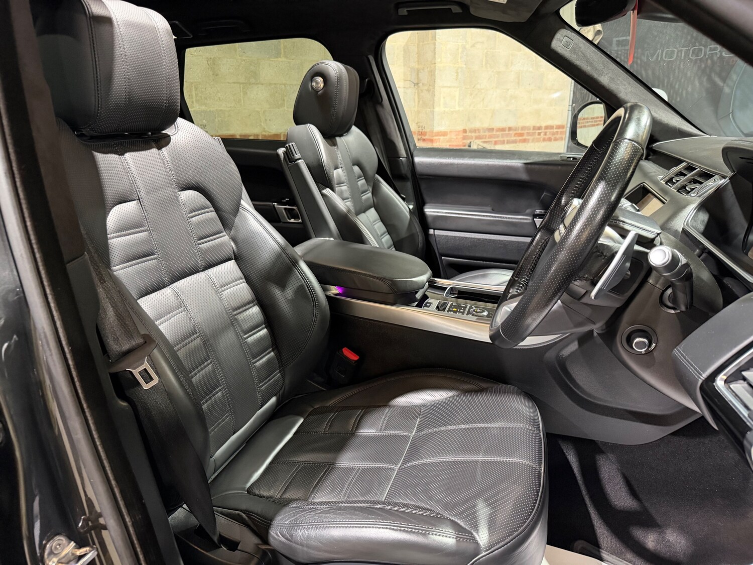 Used Land Rover Range Rover Sport 2017 for sale - 77935504: Photo 30