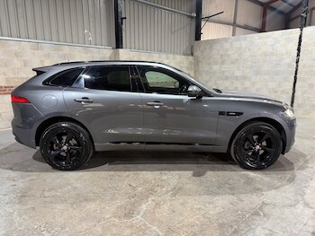 Used Jaguar F-Pace 2017 for sale - 78459366: Photo