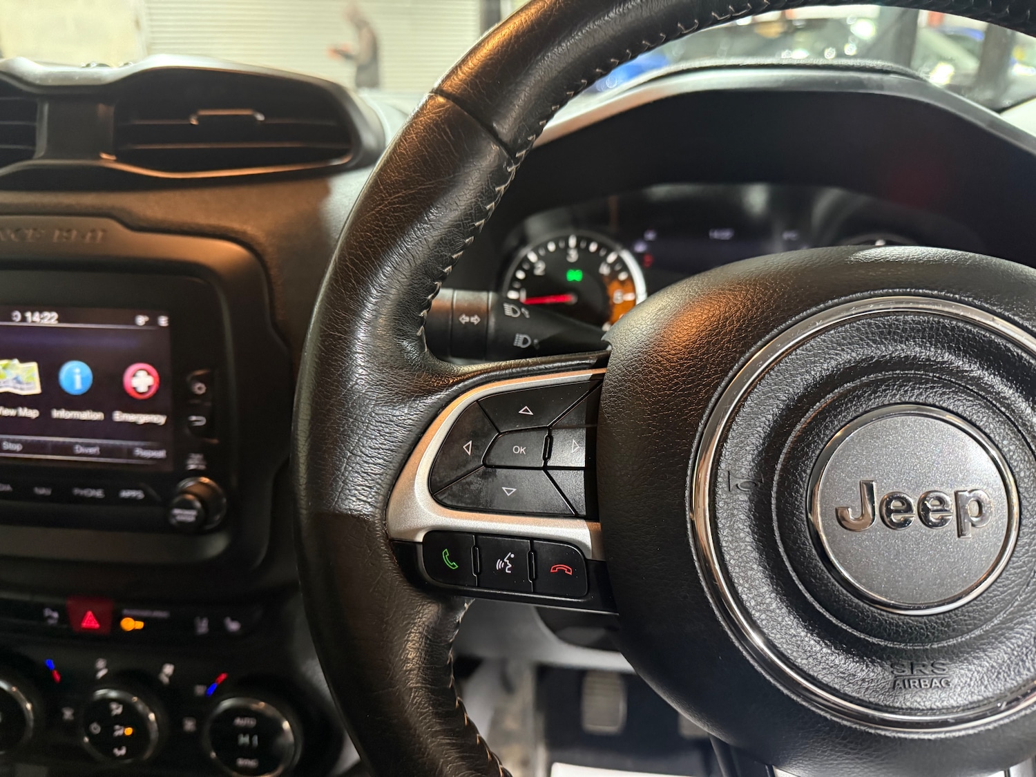 Used Jeep Renegade 2016 for sale - 76623771: Photo 23