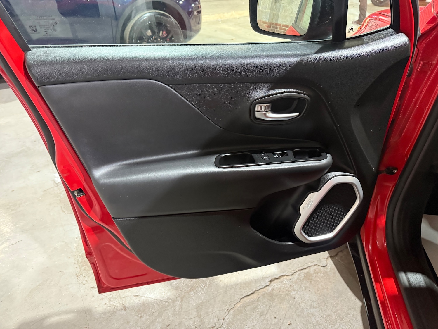 Used Jeep Renegade 2016 for sale - 76623771: Photo 7