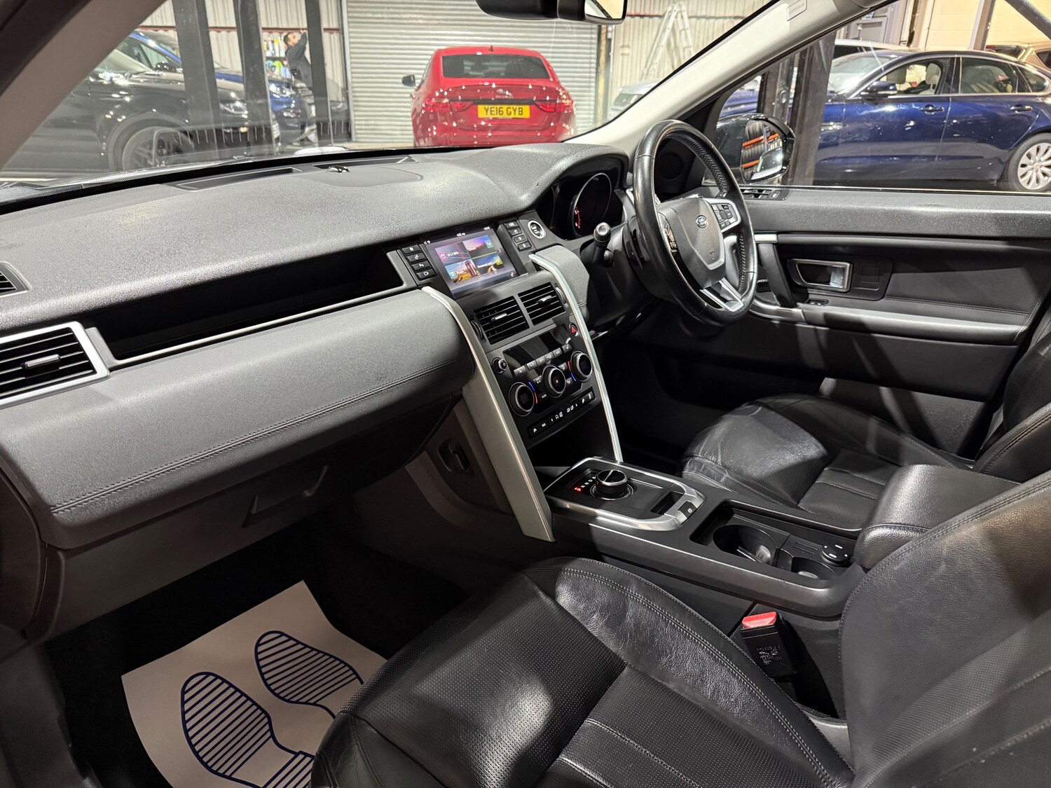 Used Land Rover Discovery Sport 2017 for sale - 76819706: Photo 10