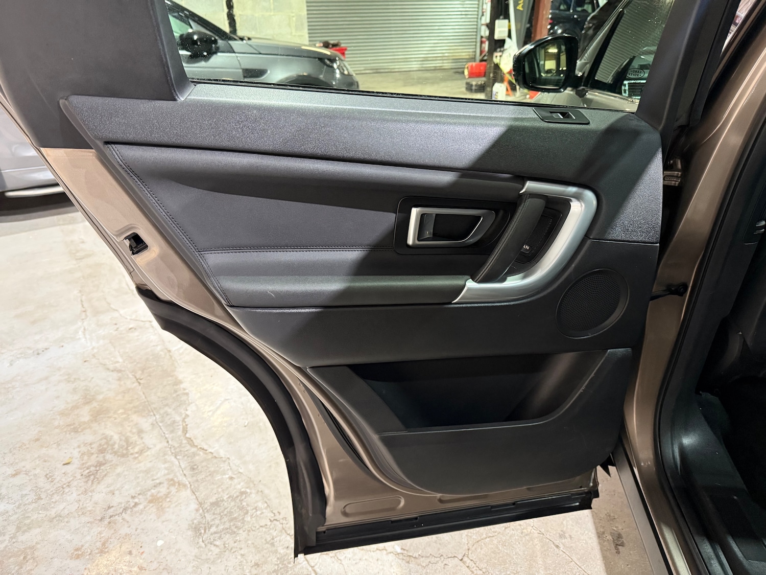 Used Land Rover Discovery Sport 2017 for sale - 76819706: Photo 14