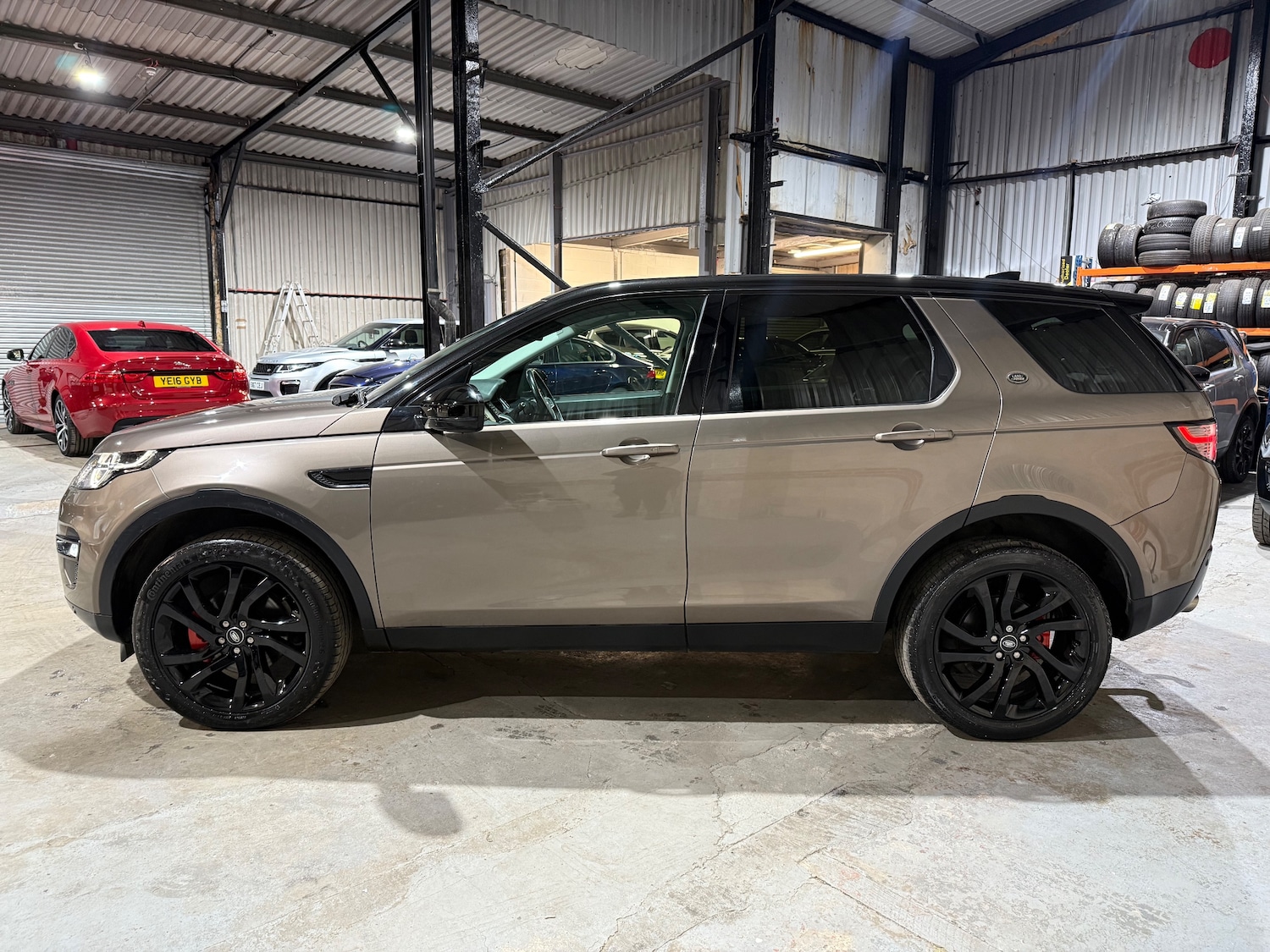 Used Land Rover Discovery Sport 2017 for sale - 76819706: Photo 5