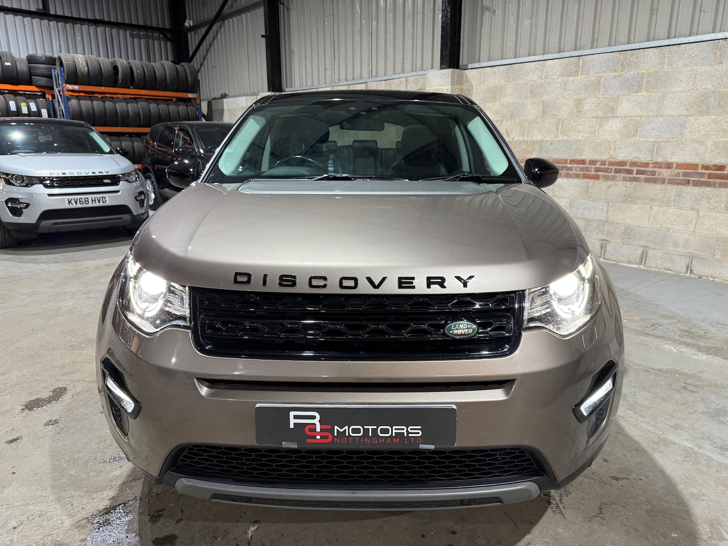 Used Land Rover Discovery Sport 2017 for sale - 76819706: Photo 6