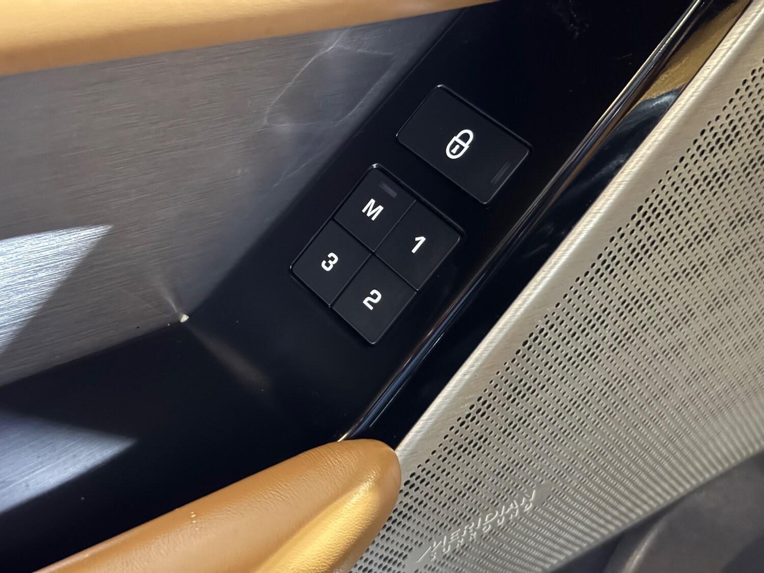 Used Land Rover Range Rover Velar 2018 for sale - 77779422: Photo 28