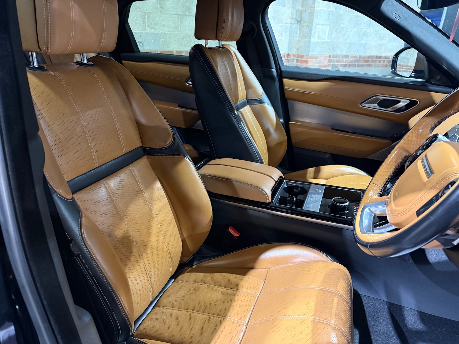 Used Land Rover Range Rover Velar 2018 for sale - 77779422: Photo 39