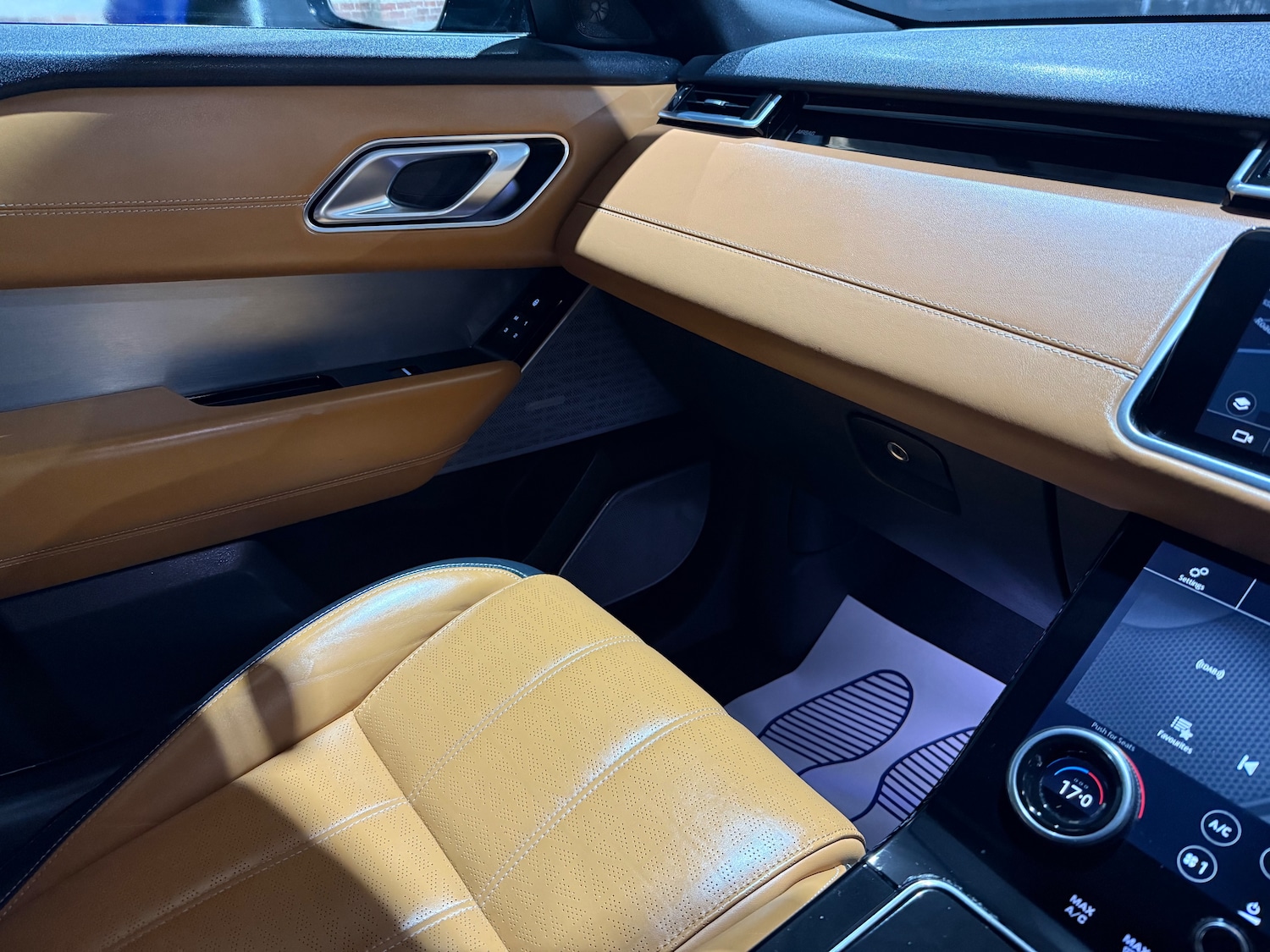 Used Land Rover Range Rover Velar 2018 for sale - 77779422: Photo 50