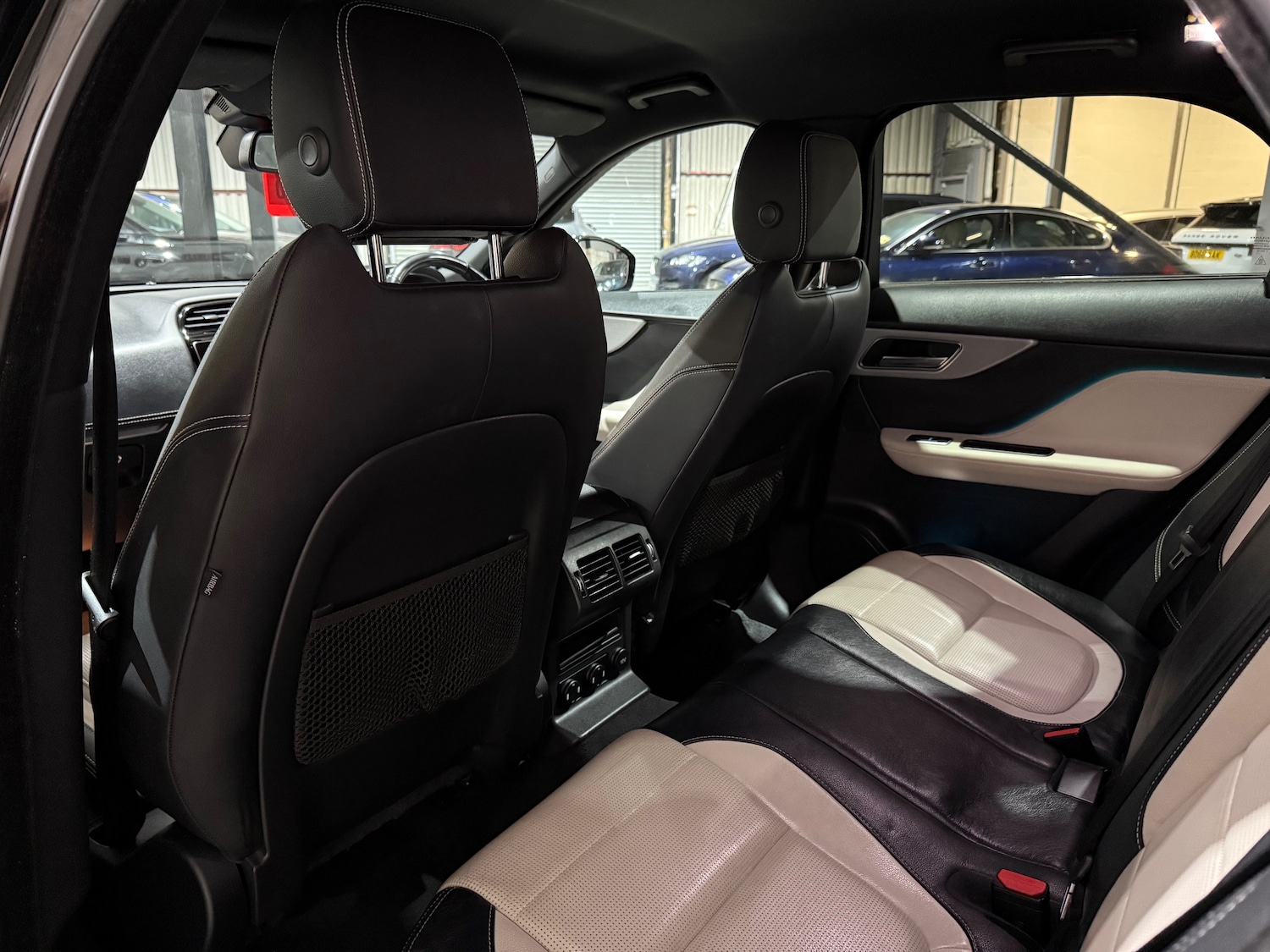 Used Jaguar F-Pace 2017 for sale - 76477471: Photo 14