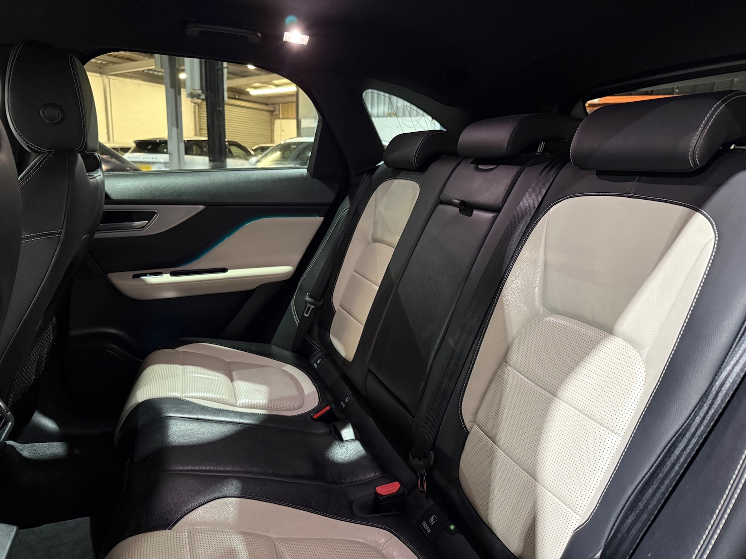 Used Jaguar F-Pace 2017 for sale - 76477471: Photo 15