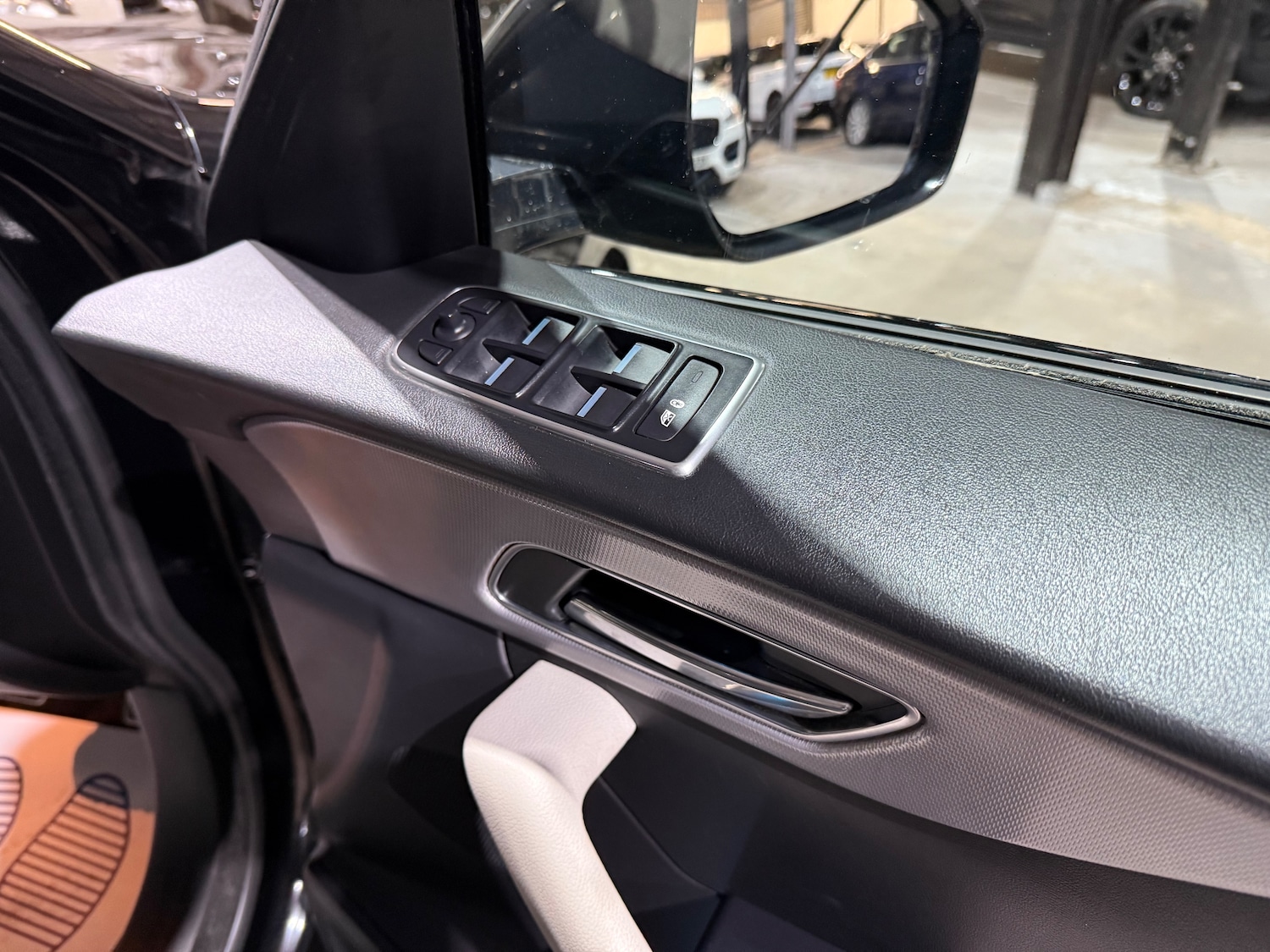 Used Jaguar F-Pace 2017 for sale - 76477471: Photo 22