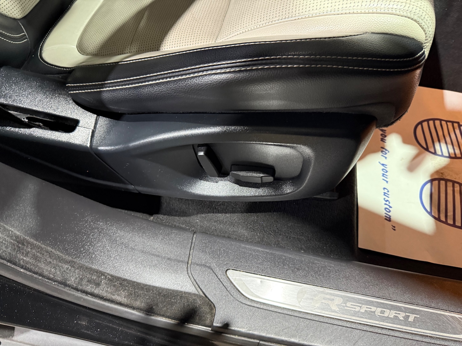 Used Jaguar F-Pace 2017 for sale - 76477471: Photo 26