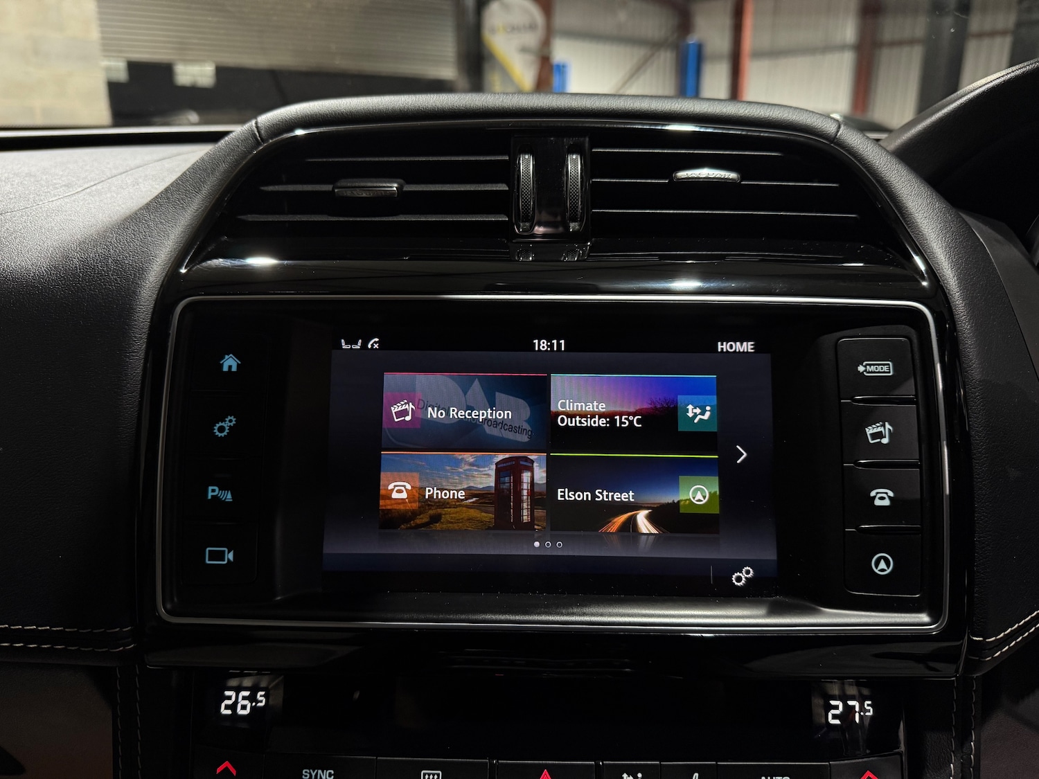 Used Jaguar F-Pace 2017 for sale - 76477471: Photo 34