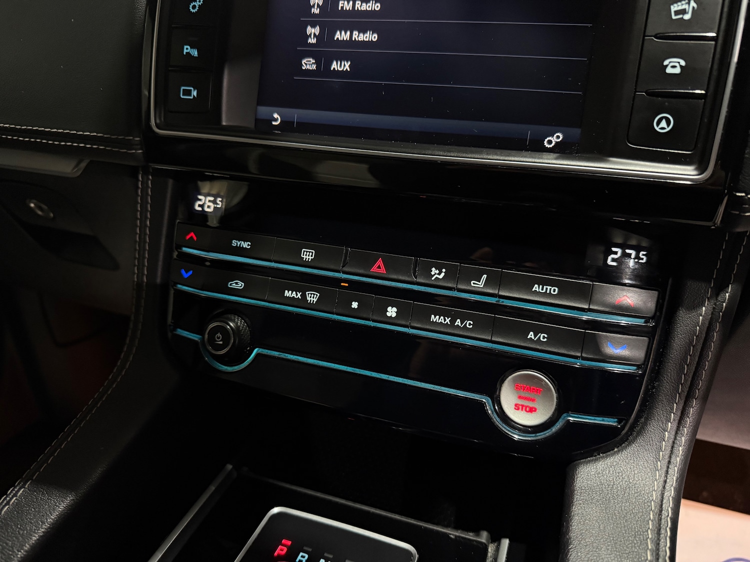 Used Jaguar F-Pace 2017 for sale - 76477471: Photo 38