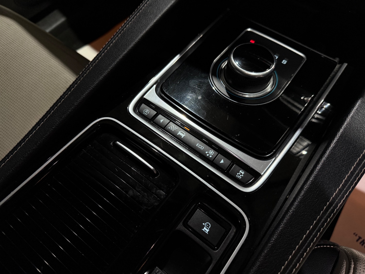 Used Jaguar F-Pace 2017 for sale - 76477471: Photo 41