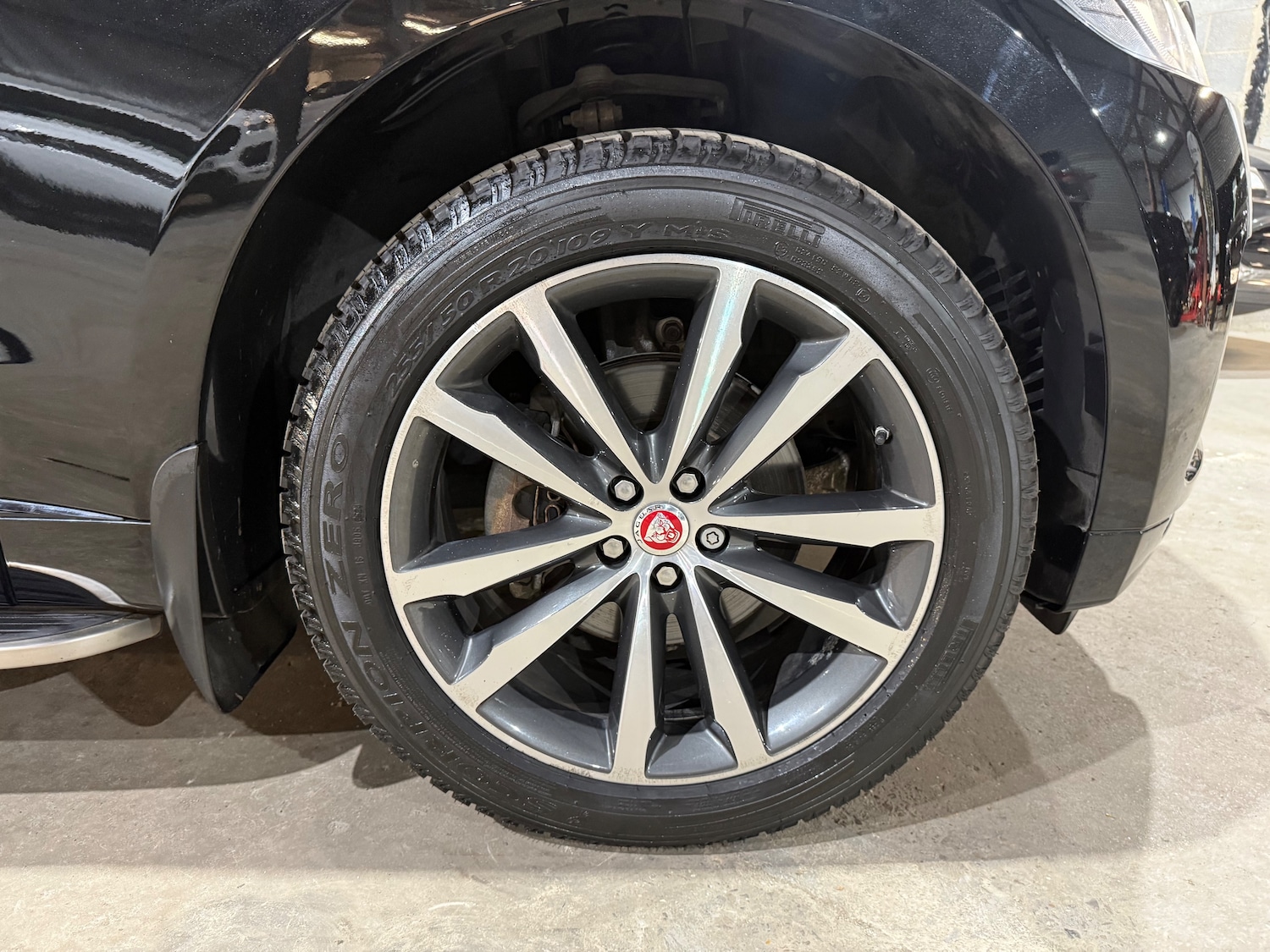 Used Jaguar F-Pace 2017 for sale - 76477471: Photo 54