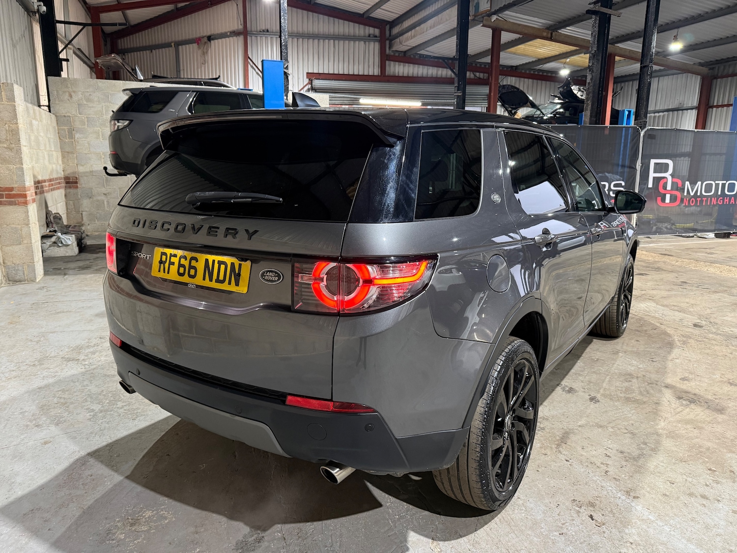 Used Land Rover Discovery Sport 2017 for sale - 77313004: Photo 3