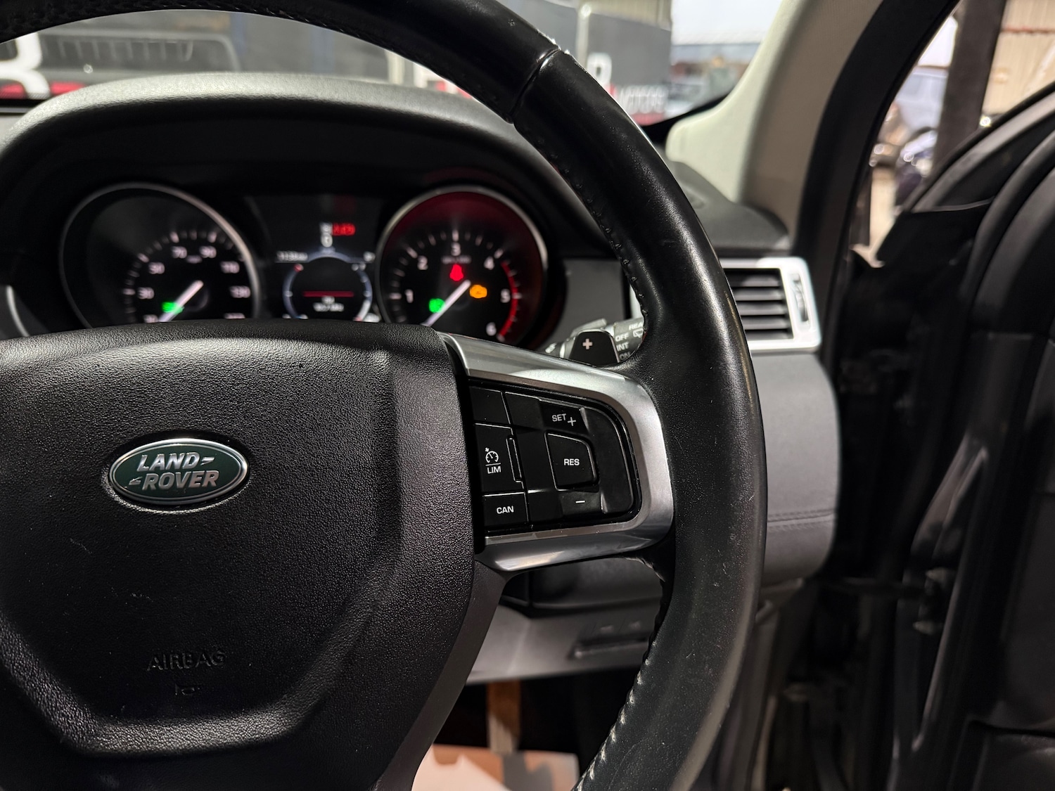 Used Land Rover Discovery Sport 2017 for sale - 77313004: Photo 34